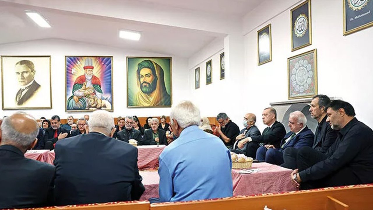 Erdoğan’ın ziyaret ettiği cemevinin dedesi Hüseyin Öz: Film platosu gibi kullandılar bizi