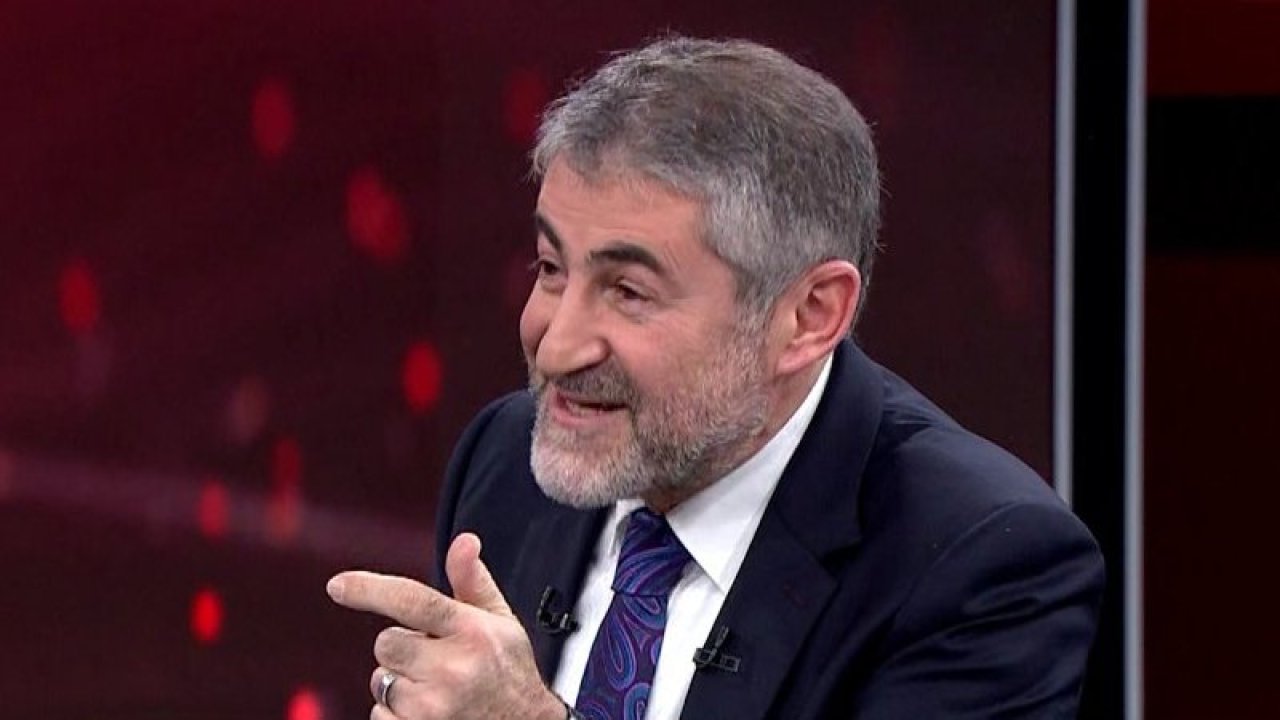 Bakan Nureddin Nebati: Motorin 22 lira seviyesine indi, manşetlerdeki görüntü yok, alt yazı geçiyor