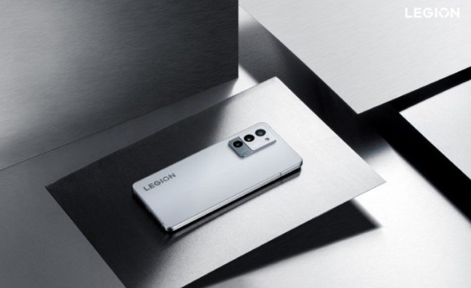 Lenovo Legion Y70 gün sayıyor