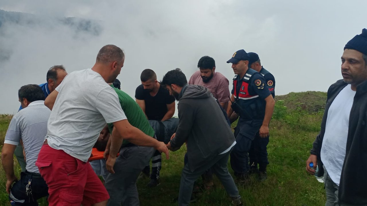 Yaylada kayalıktan düşen Suudi Arabistanlıyı jandarma kurtardı