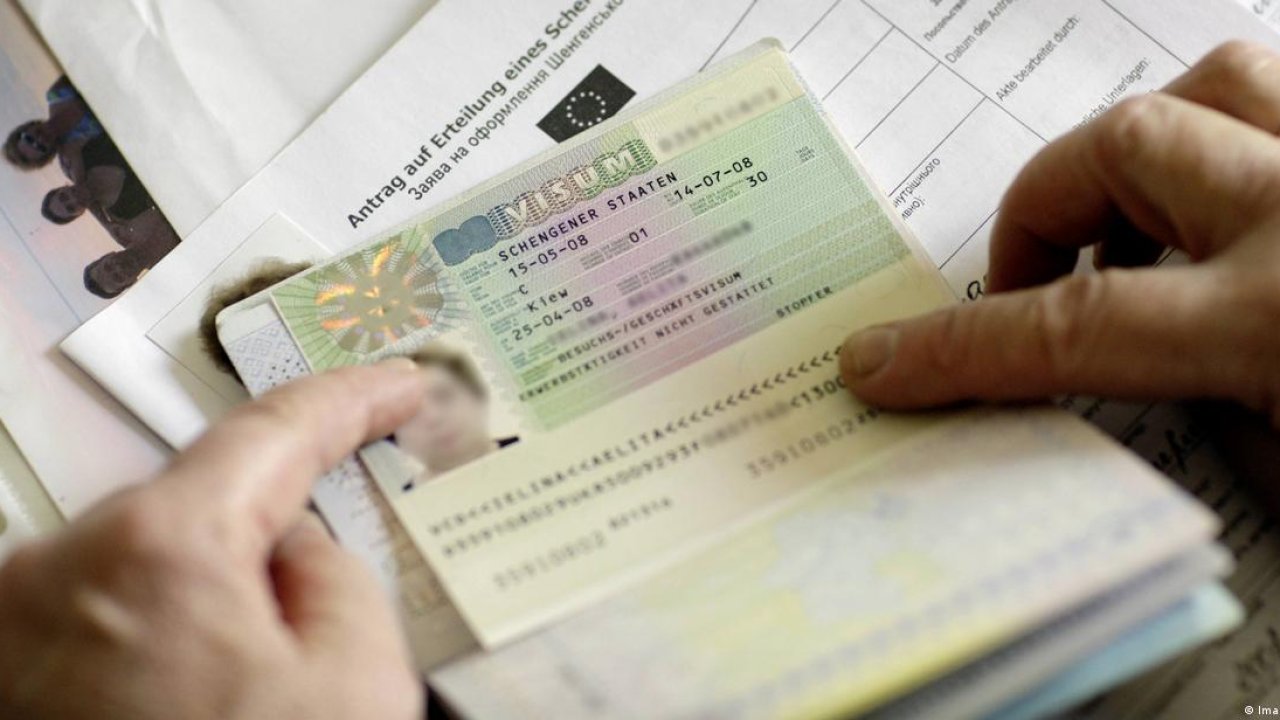 AB Büyükelçisi'nden Schengen vizesi açıklaması: Türkiye'ye verilen vize sayısı dünya ortalamasının üstünde