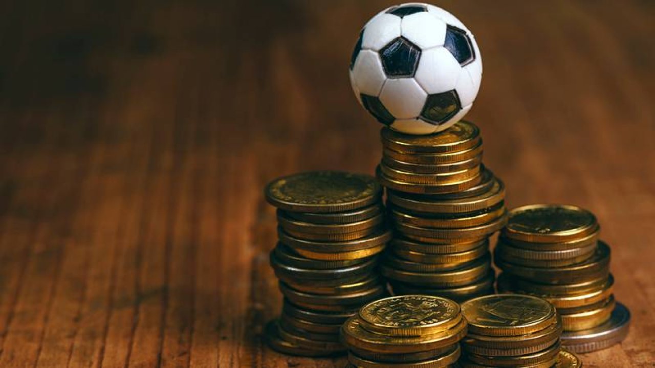 40 futbolcuya Maliye incelemesi