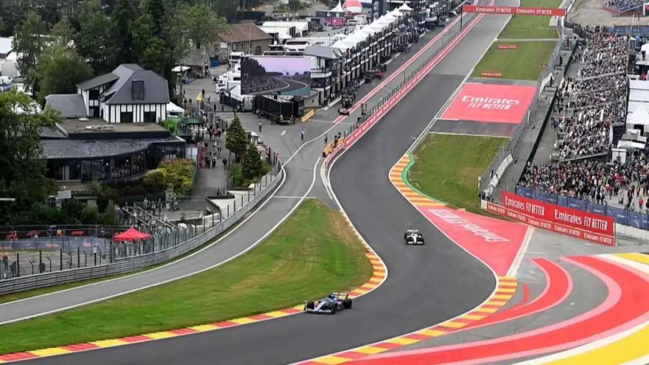 Belçika GP: Pole pozisyonu Sainz'ın