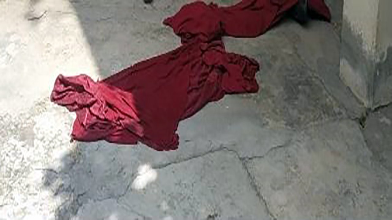 Cinayeti, kırmızı örtü aydınlattı