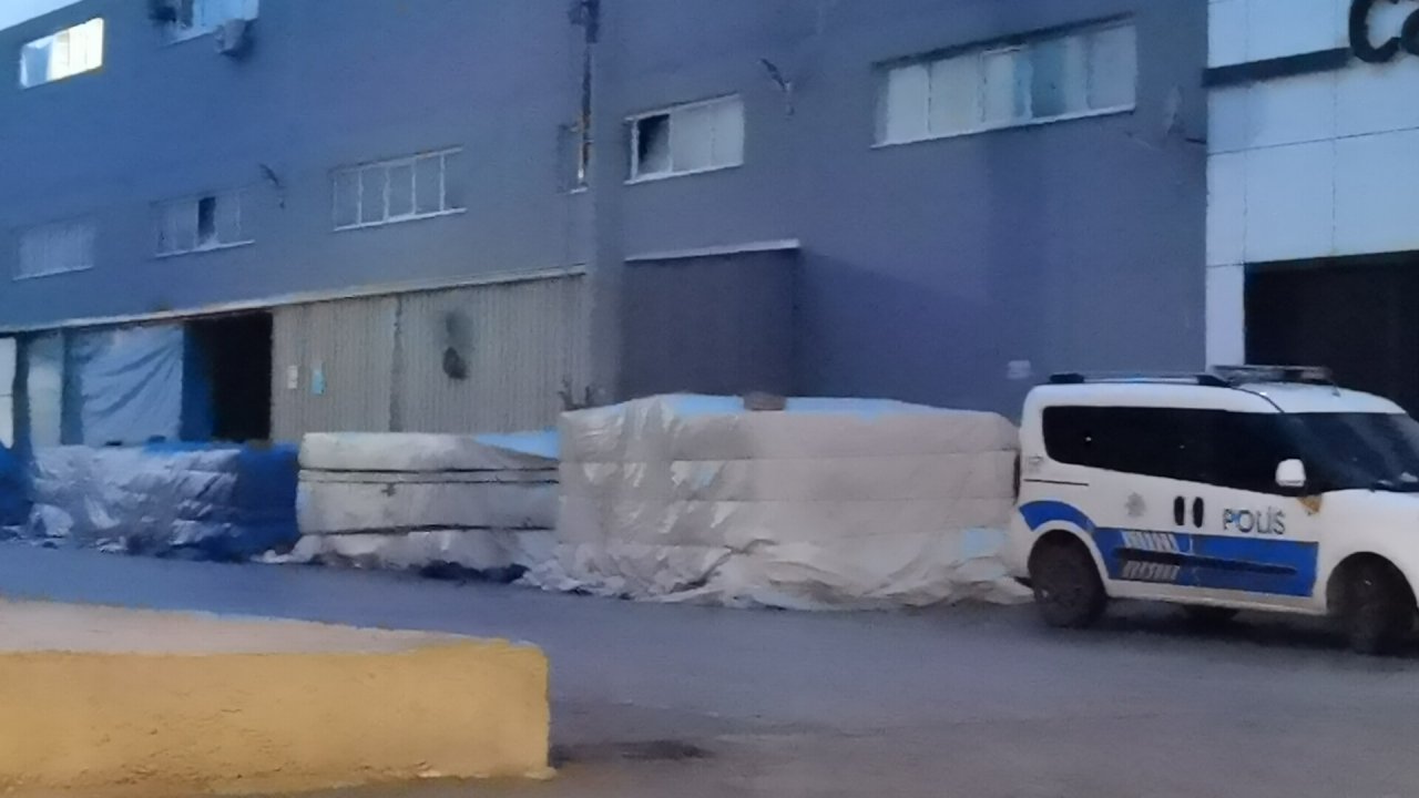 Kamyonetle duvar arasında sıkışan işçi öldü