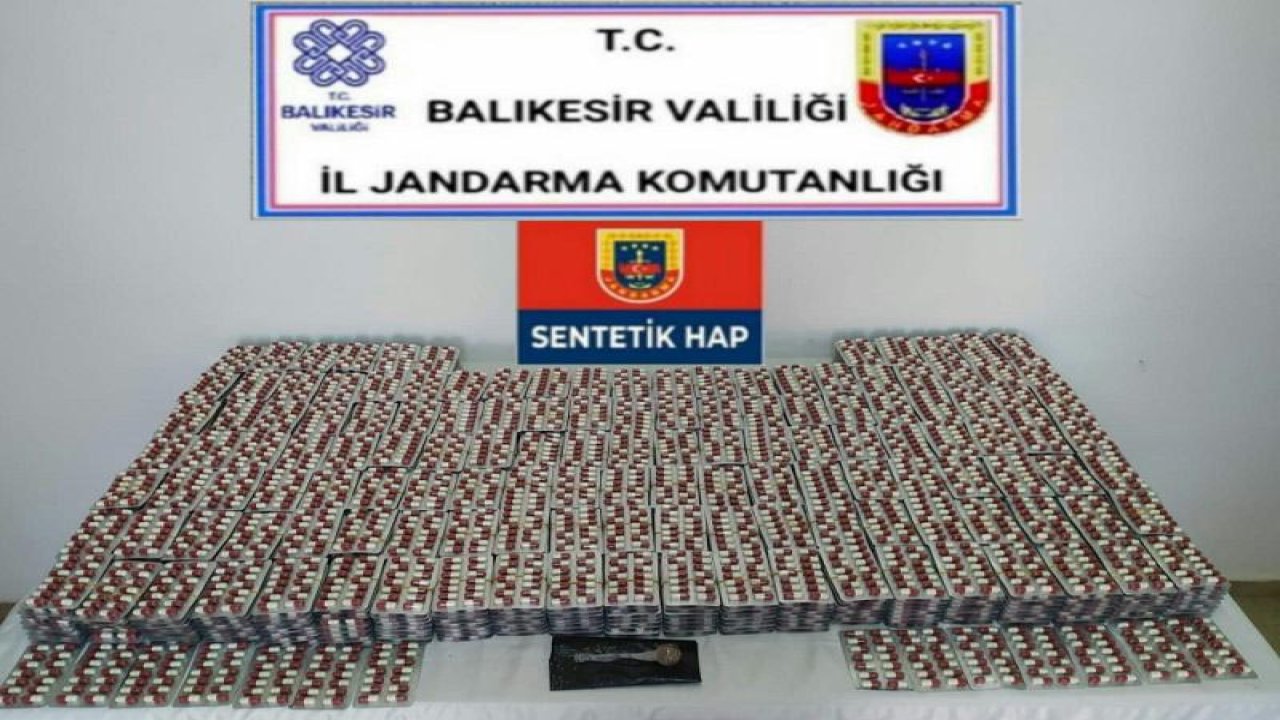 Balıkesir Ayvalık'ta 15 bin 560 uyuşturucu hap ele geçirildi