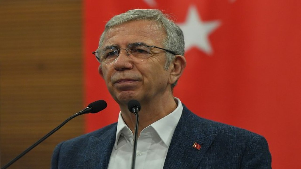Kulislerde Yavaş sesleri
