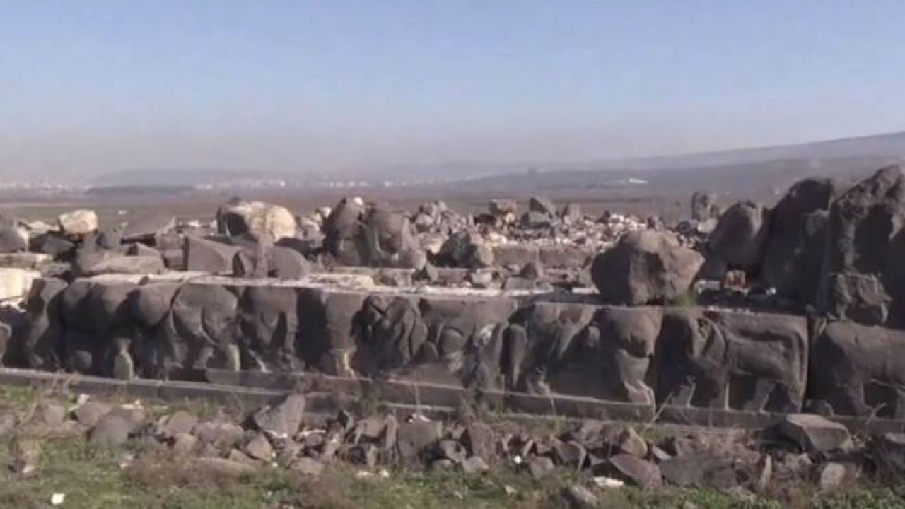 Rusya'dan Türkiye'ye tarihi eser kaçakçılığı uyarısı: Türkiye destekli gruplar, Suriye'den çaldıkları eserleri