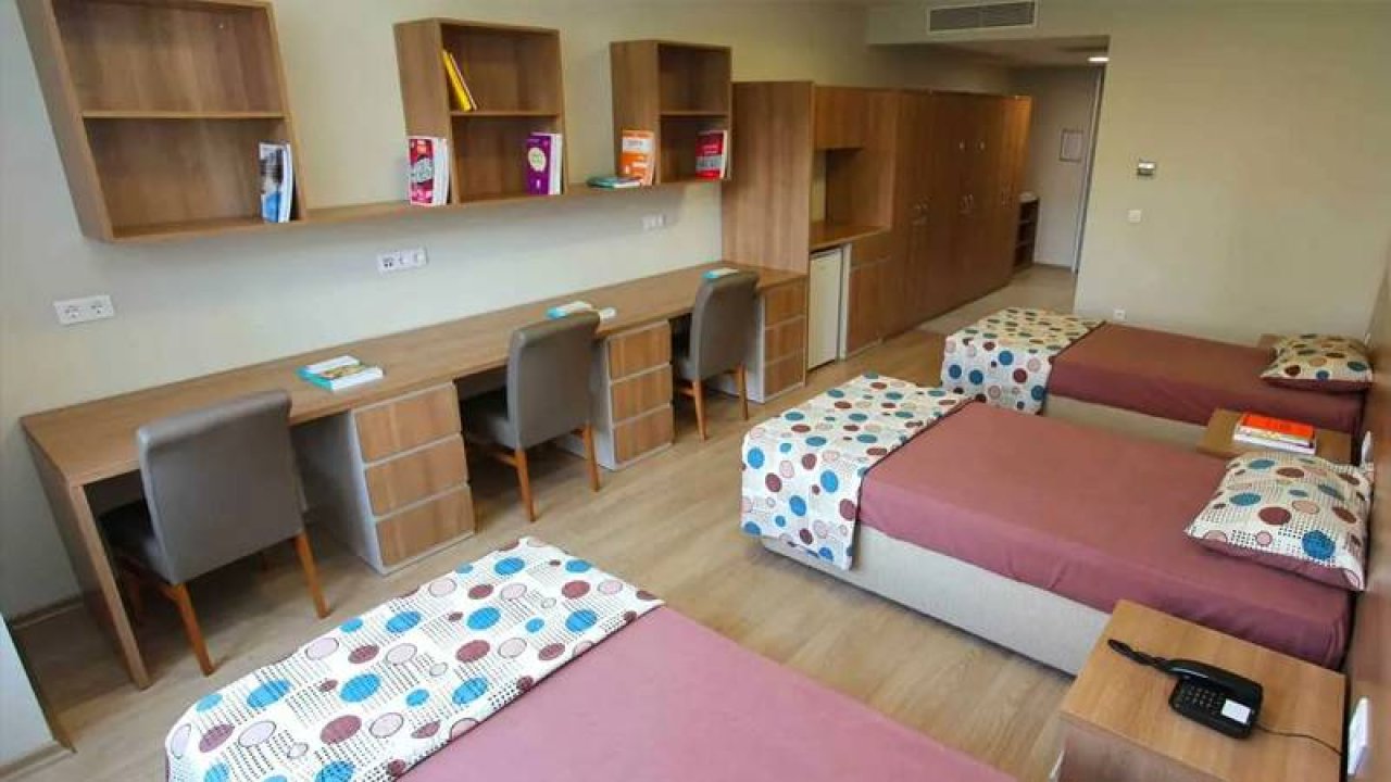 Yurt başına bin 117 öğrenci düşüyor