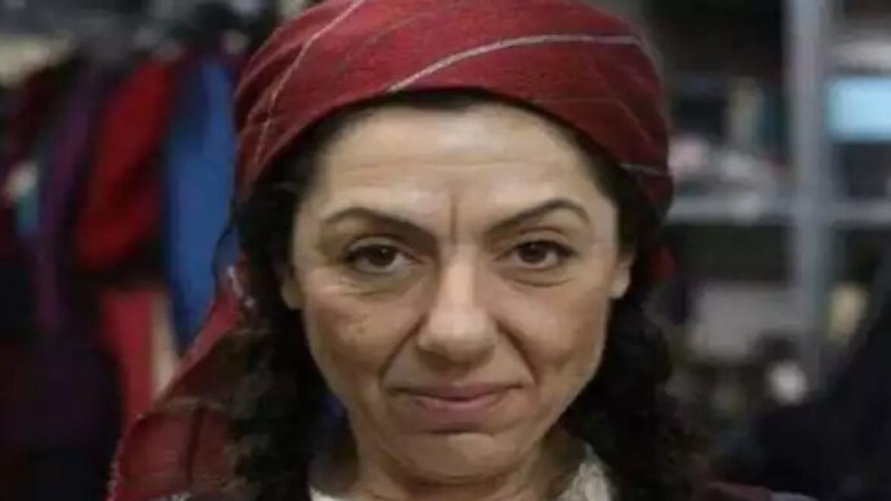 51 yaşındaydı: Oyuncu Başak Özel, hayatını kaybetti