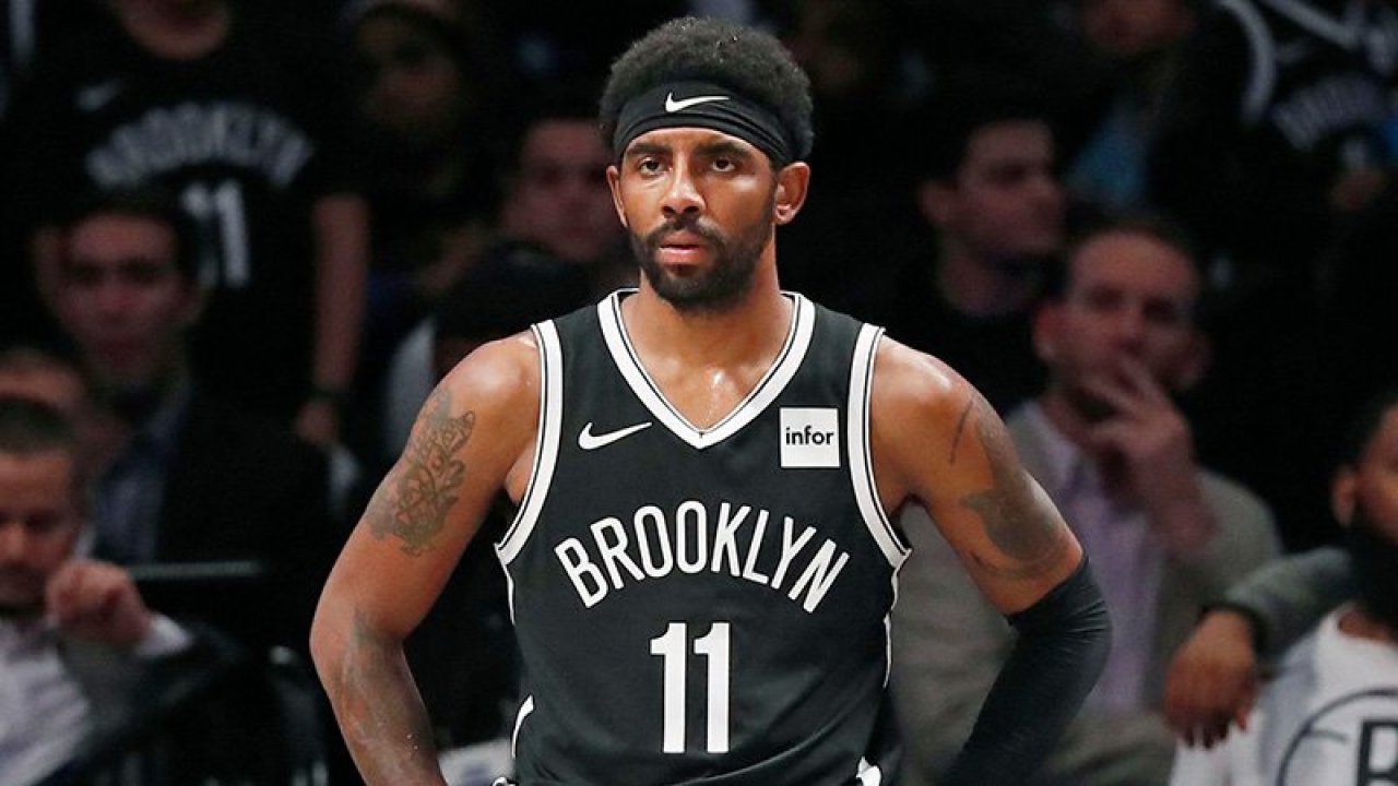 Aşı olmayı reddeden Kyrie Irving, 100 milyon dolardan oldu