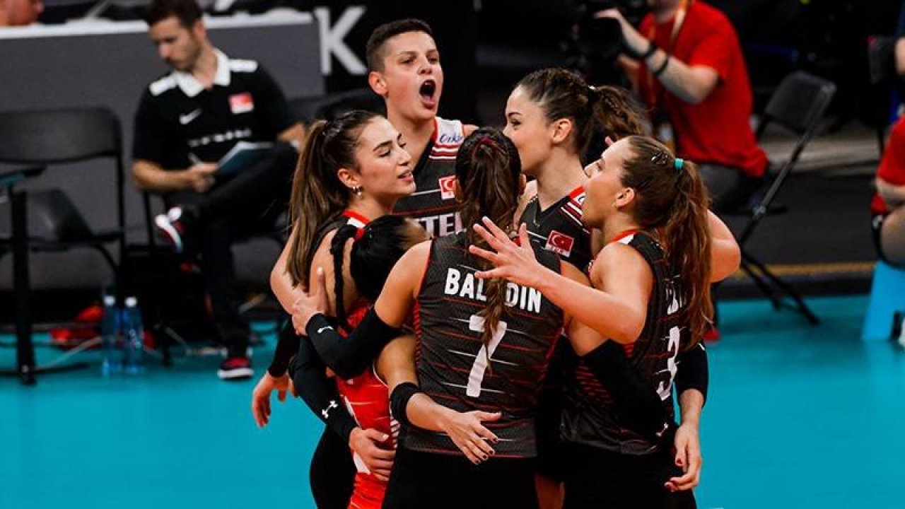 A Milli Kadın Voleybol Takımı, Güney Kore'yi 3-0 yendi