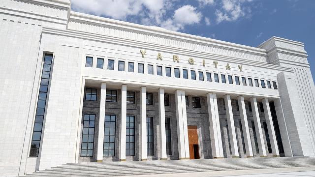 Yüksek yargı bunu konuşuyor: Yargıtay üyesi odasında seks yaparken yakalandı