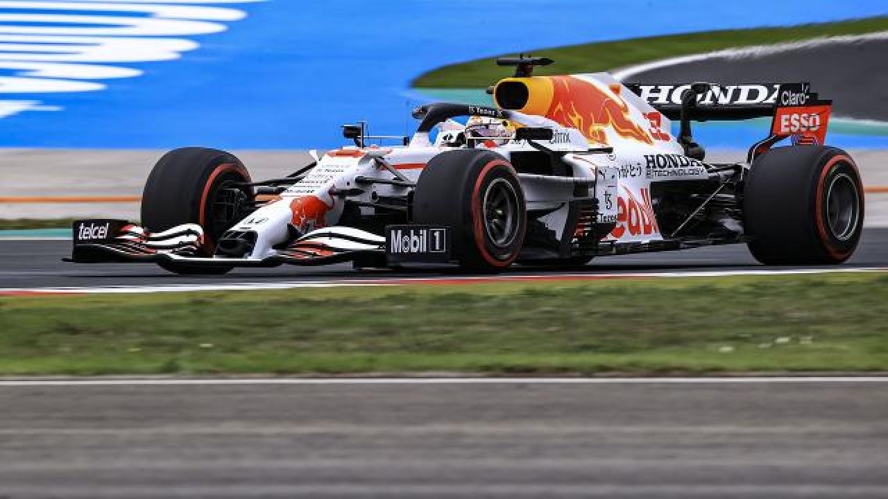 Japonya'da pole pozisyonu Verstappen'in