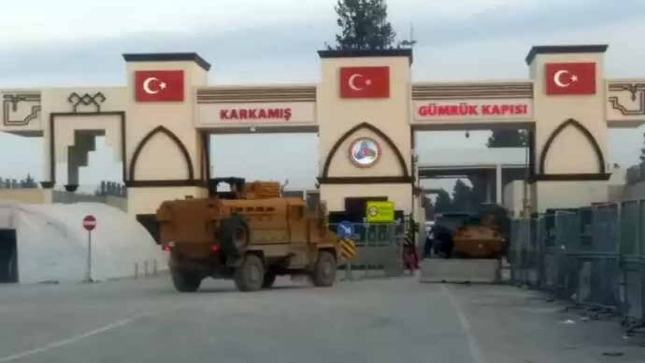 Gümrük memuruna bıçaklı saldırı