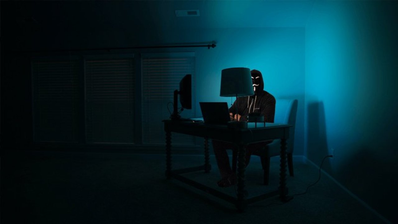 12 ilde hacker operasyonu; 23 gözaltı