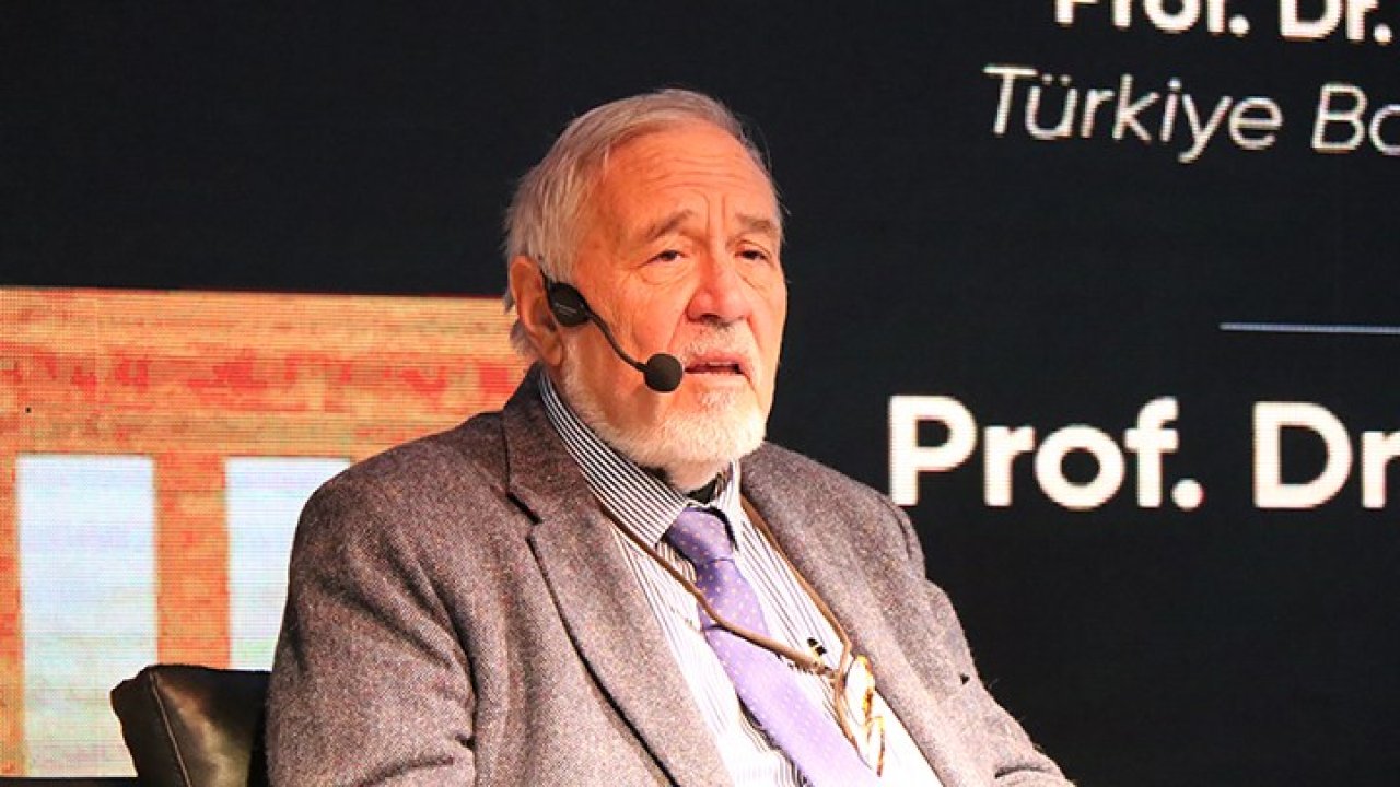 İlber Ortaylı: İhtiyarlar gençleri dinlemiyor, Türk ailesi parçalanıyor