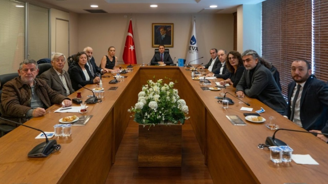 Babacan, Gezi Parkı Davası tutuklularının aileleriyle görüştü