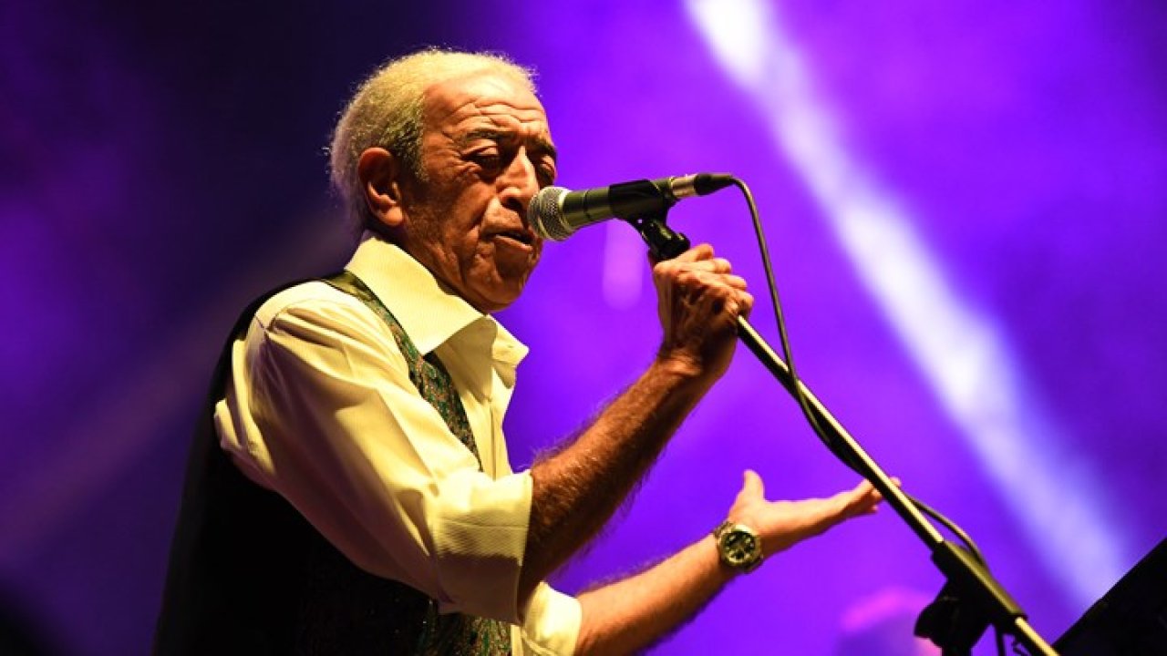 Aytunç Erkin yazdı: Edip Akbayram’ın reddettiği ödül