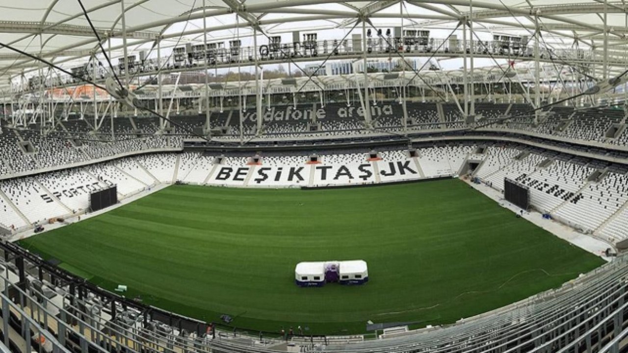 Beşiktaş stadının ismi değişiyor