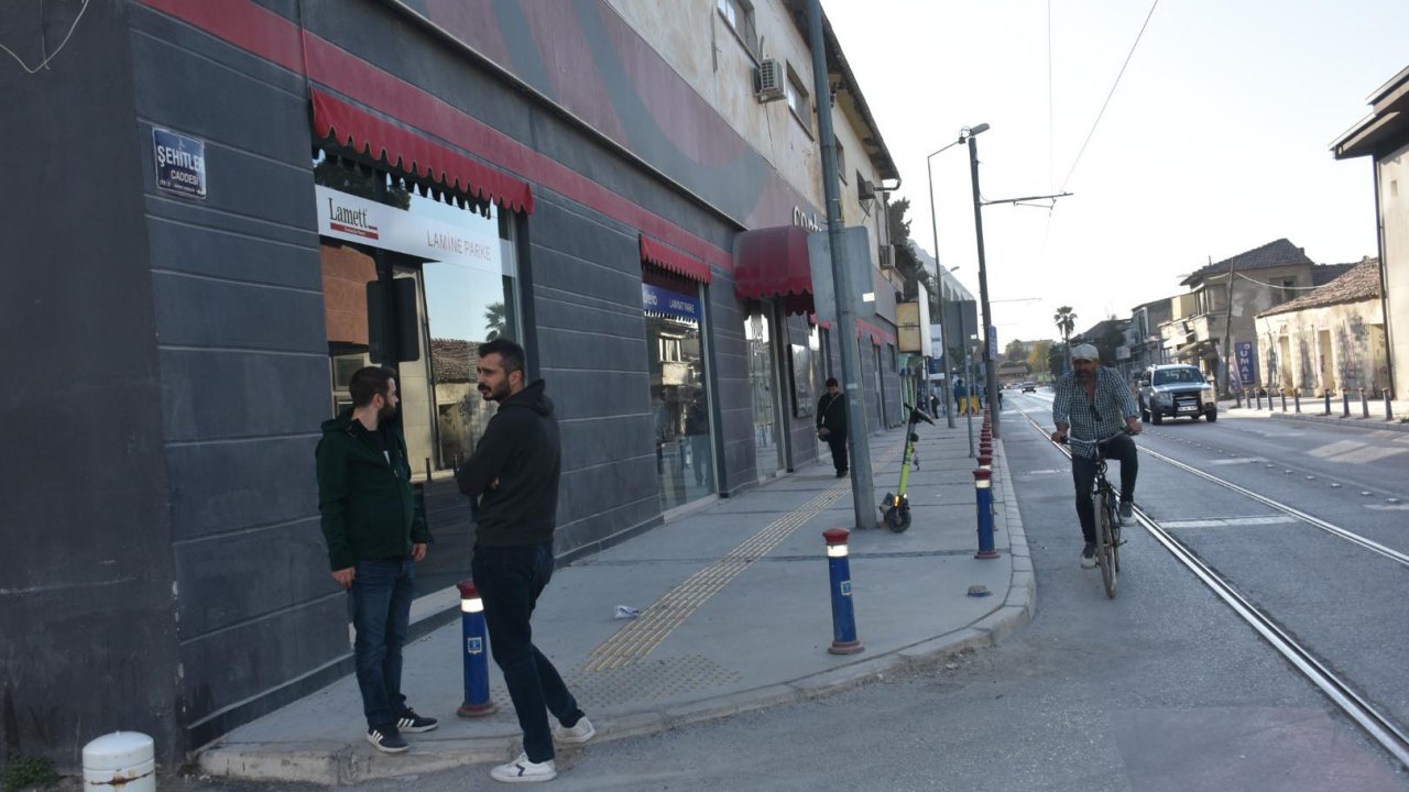 İzmir'de 3,7 büyüklüğünde deprem