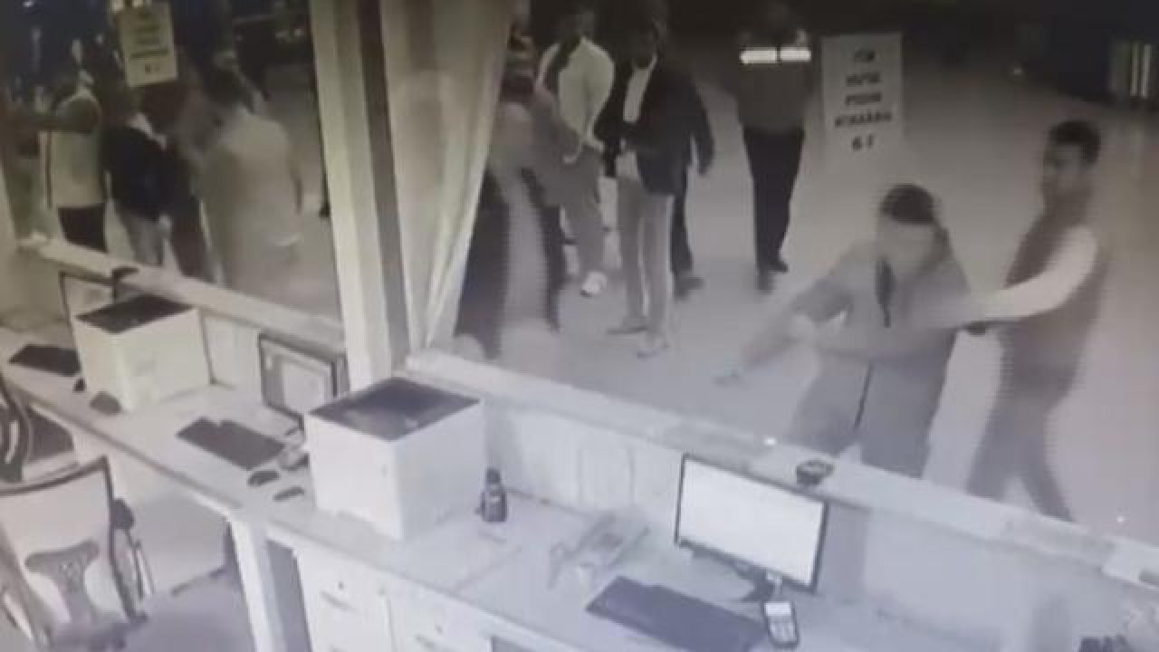 Otobüs bilet fiyatlarını yükseltmeyen firmaya saldırı