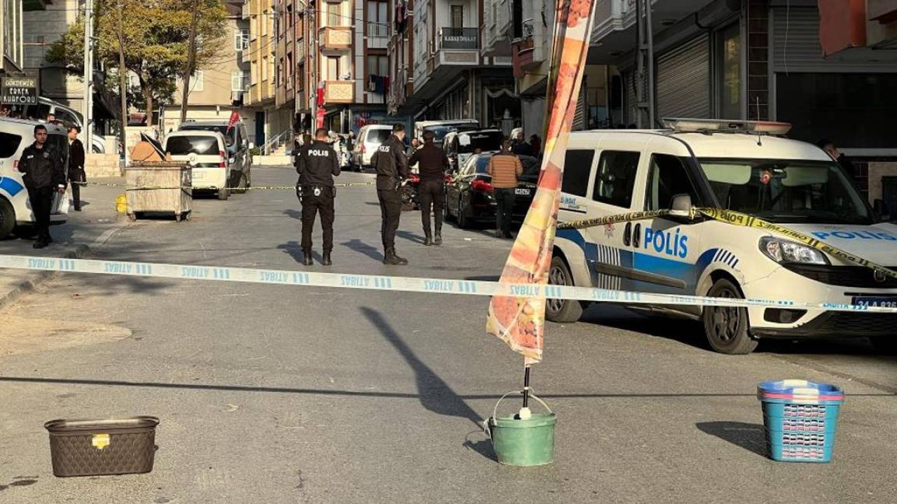 Esenyurt’ta sokak ortasında silahlı çatışma yaşandı: 1 ölü