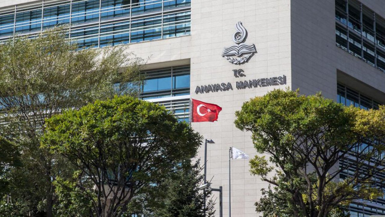 AYM'den Öğretmenlik Meslek Kanunu kararı