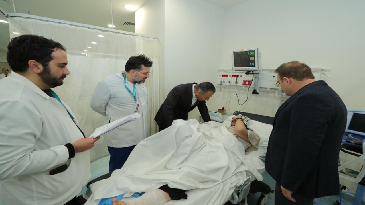 Vali Yerlikaya yaralıları hastanede ziyaret etti