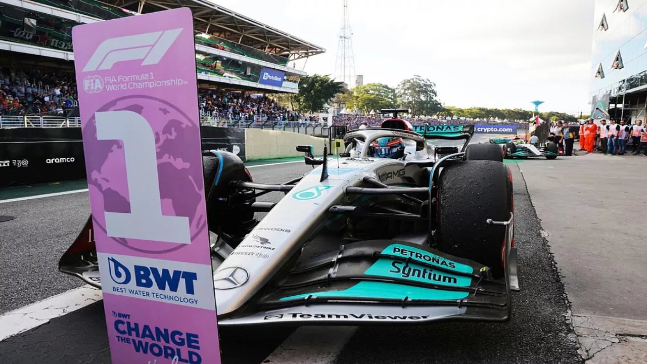 Brezilya GP: Russell kariyerinin, Mercedes 2022'nin ilk zaferini aldı