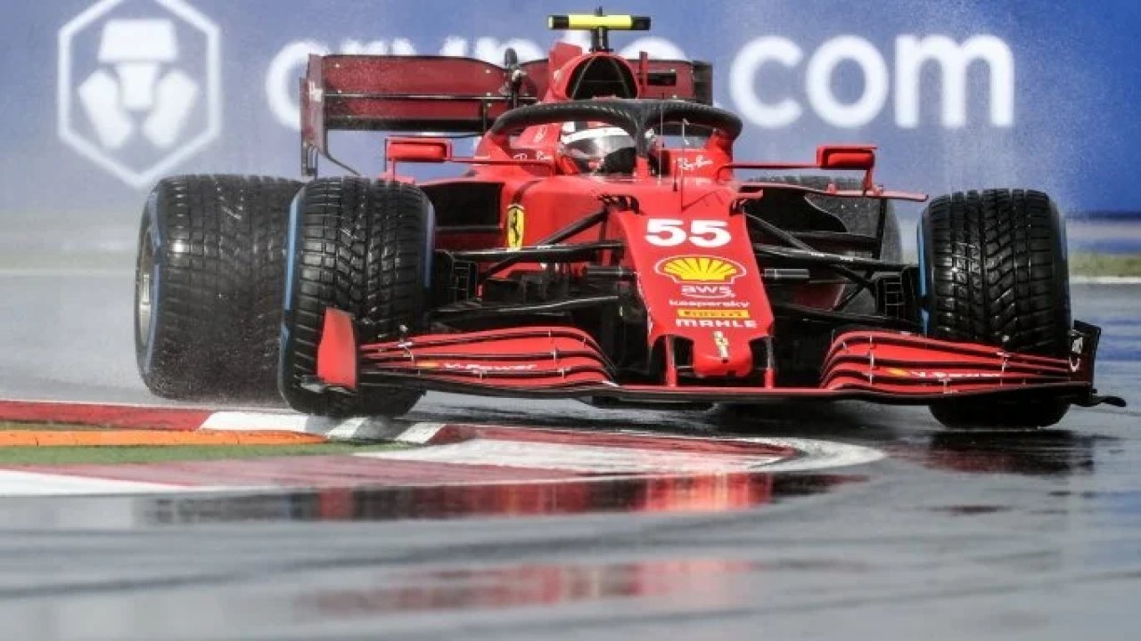 Carlos Sainz: Değerli hissettiğim sürece Ferrari'de kalmak istiyorum