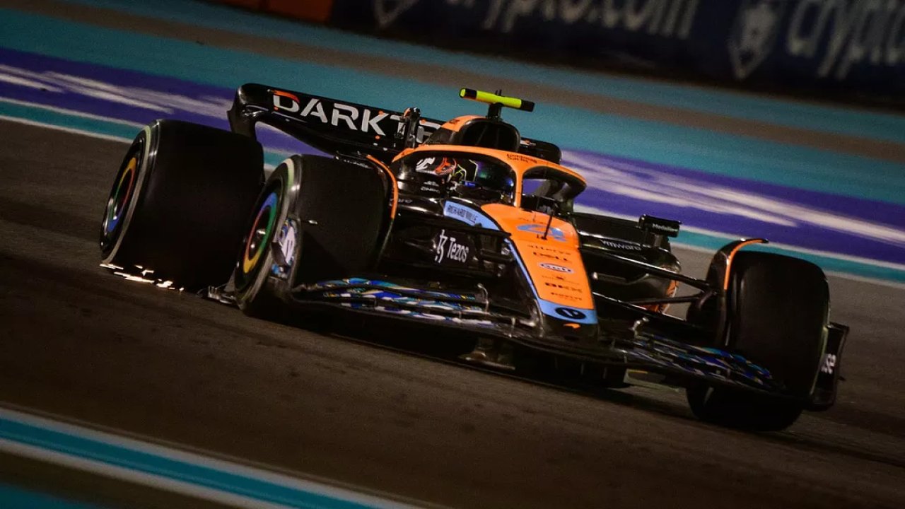 Abu Dhabi'de en hızlı pit stop McLaren'dan geldi