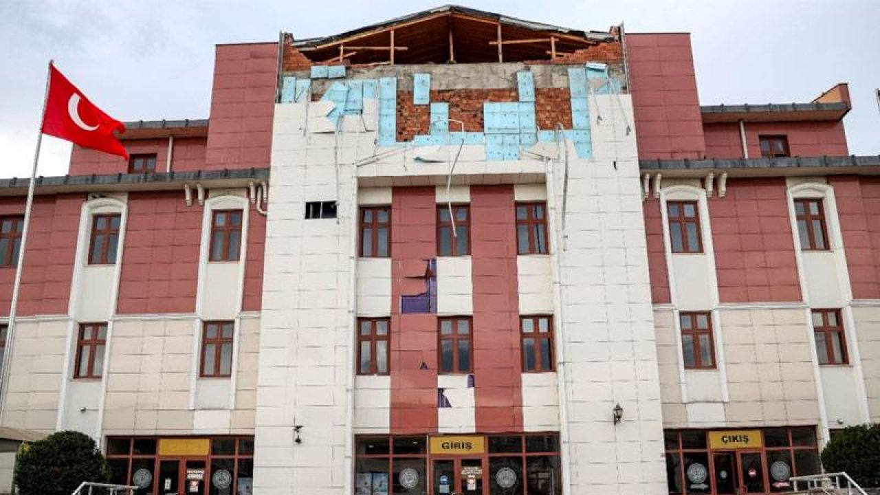 Sözcü yazarı Necati Doğru: Adalet Sarayının alın damarı çatladı