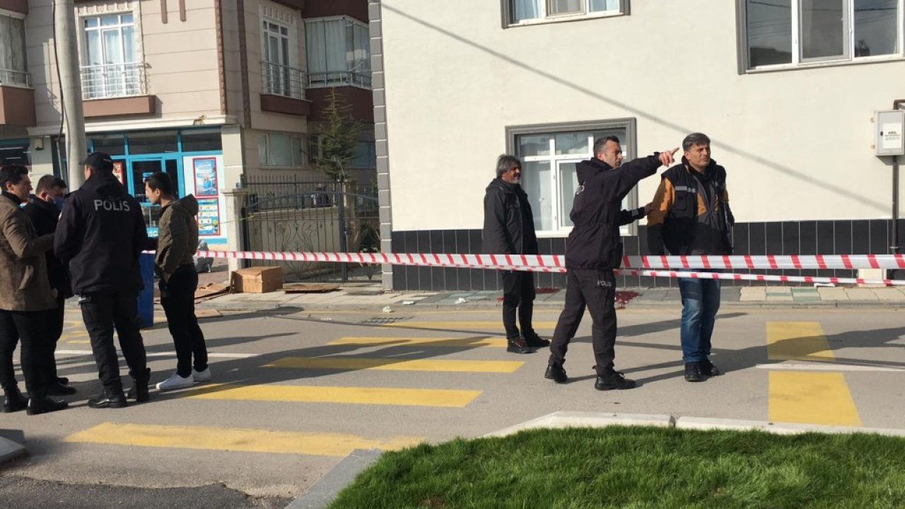 Sokakta kız arkadaşını öldürüp, intihar etti