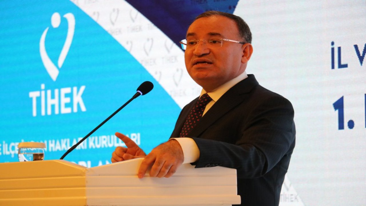 Bakan Bozdağ: 6'lı masa Türkiye'yi yönetecek cumhurbaşkanı değil, emir eri arıyor