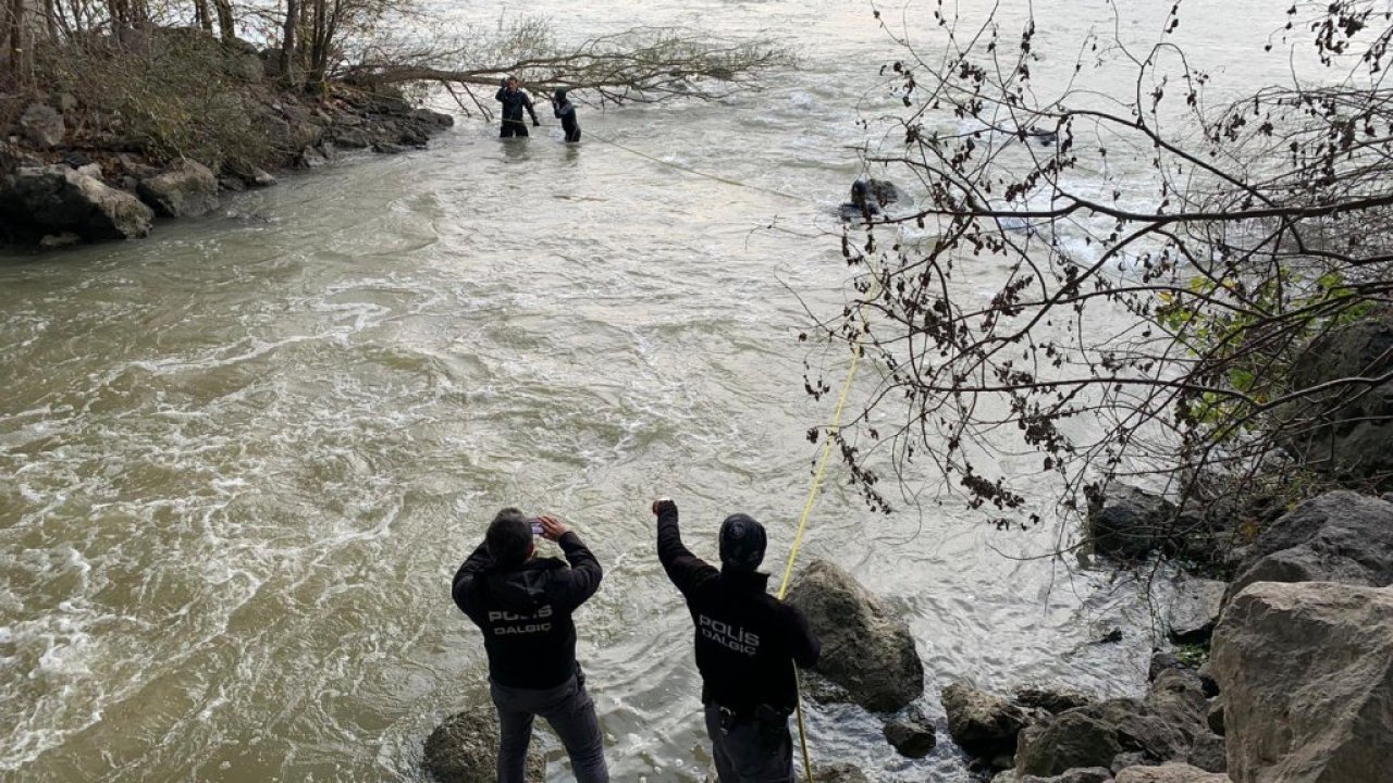 Erdal Sakız cinayetinde kullanılan silahlar Sakarya Nehri'nde aranıyor