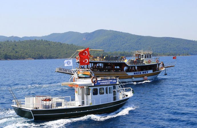 8 ayda Muğla sahillerinde 2 bin 597 tekneden atık topladı