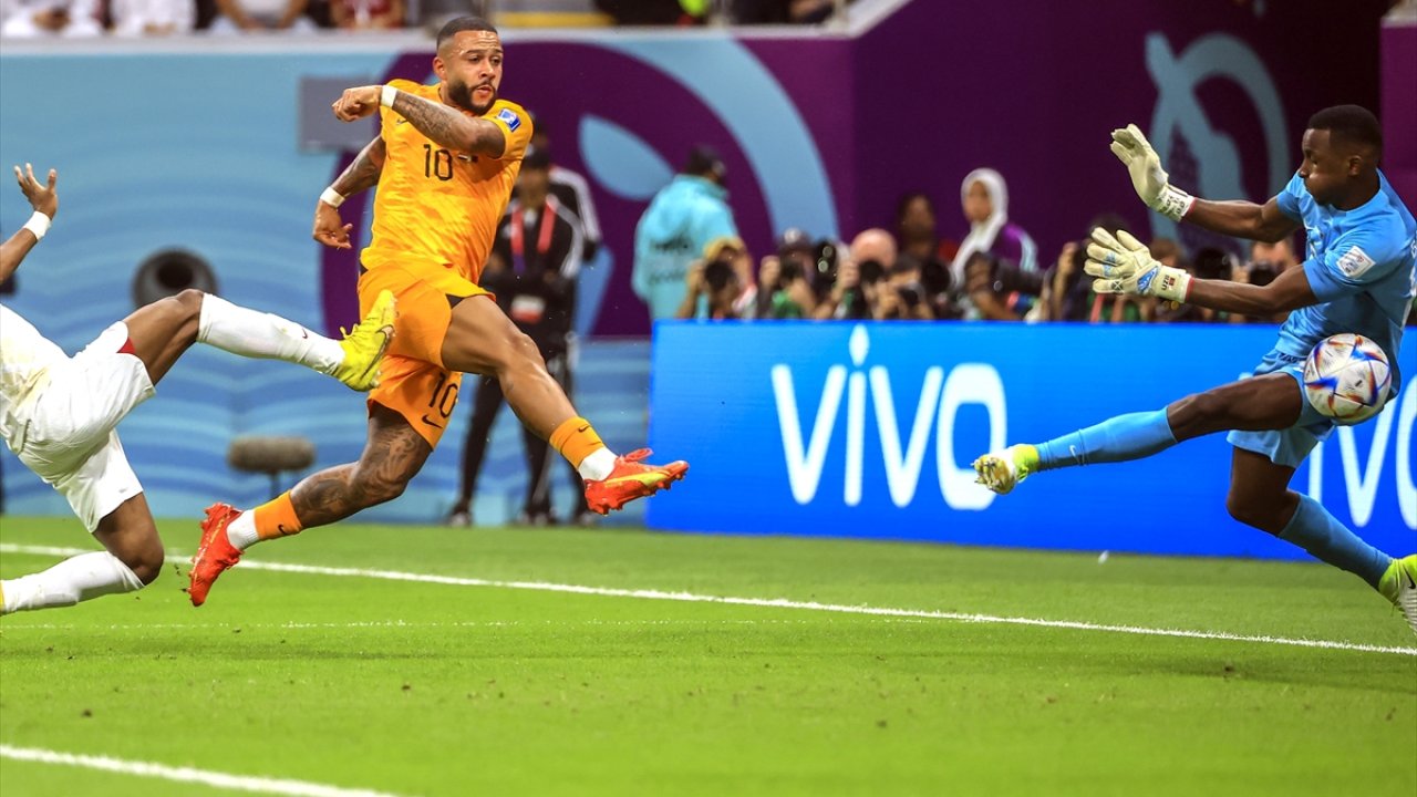 Hollanda: 2 - Katar: 0