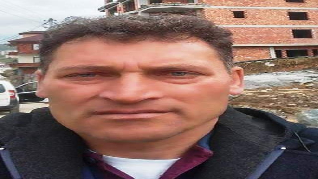 Kestiği ağacın altında kalıp, yaşamını yitirdi