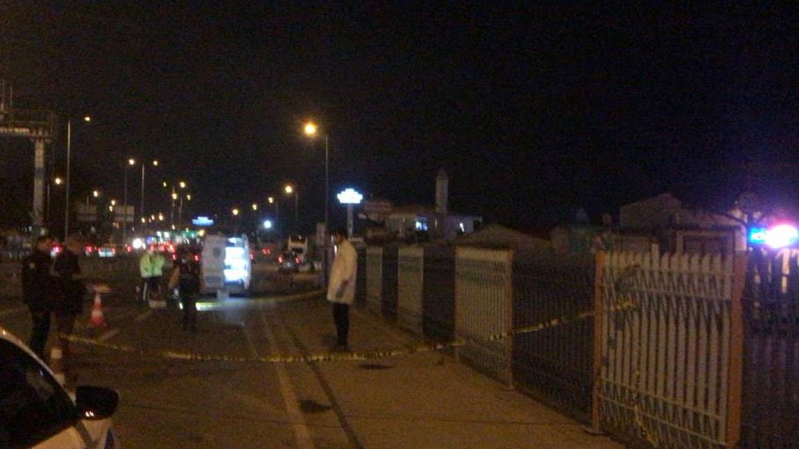 İstanbul'da polis ateş ederek bir kişinin ölümüne neden oldu; Emniyet, polisin 'Pitbul'la saldırıya' uğradığın