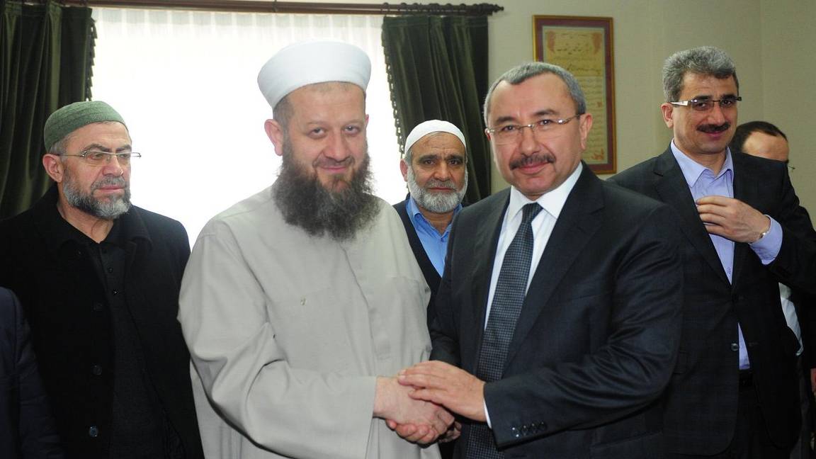 Kaftancıoğlu, AKP Ataşehir İlçe Başkanı İsmail Erdem'in Yusuf Ziya Gümüşel'le belediye başkanıyken çekilmiş fo