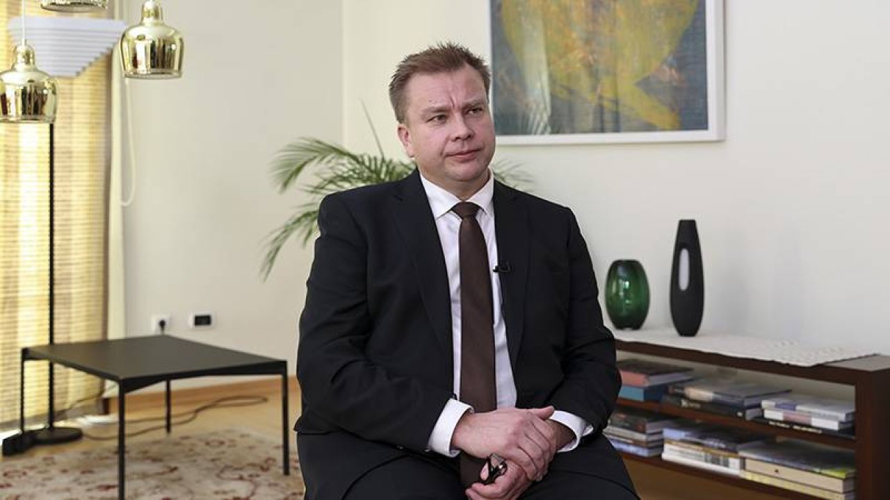 Finlandiya Savunma Bakanı Kaikkonen: Türkiye'nin güvenlik endişelerini anlıyoruz; Finlandiya'nın teröre karşı