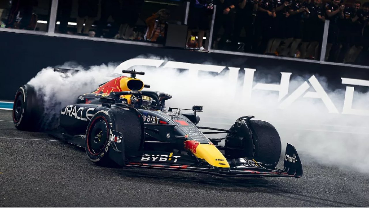 Max Verstappen: Bu yılki şampiyonluğun ardından hissettiklerim çok farklı