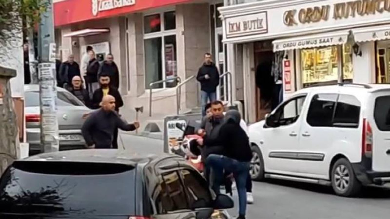 Tartıştığı motosikletliye baltalı tehdit: Keserim seni