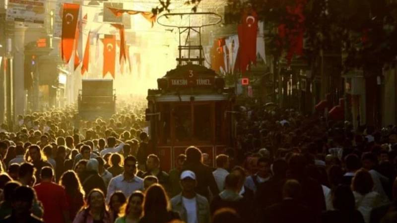 Prof. Şeker: Yabancı kökenli seçmen 1.3 milyona ulaştı, parti kursalar yüzde 2 oy potansiyelleri var