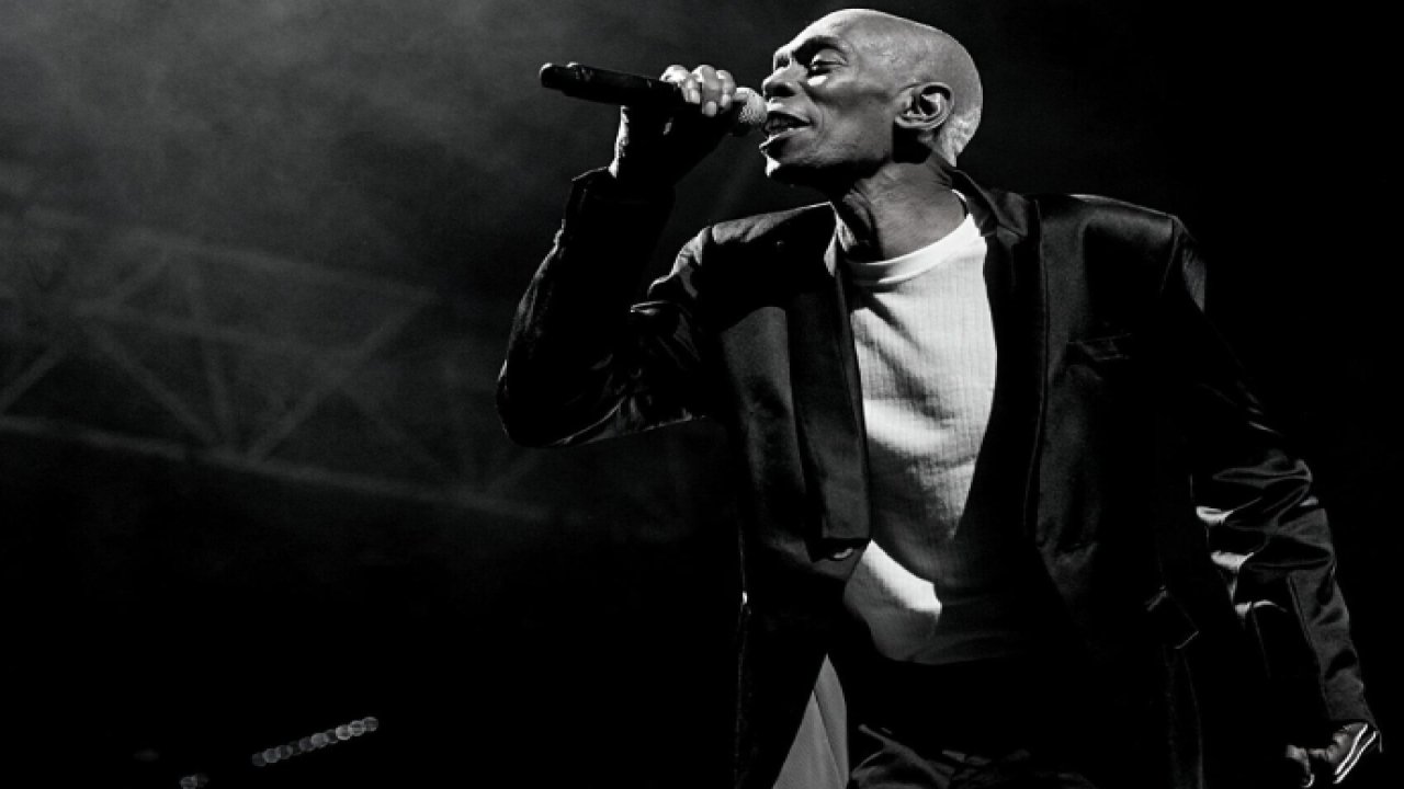 Insomnia şarkısıyla tanınan Faithless’ın solisti Maxi Jazz hayatını kaybetti