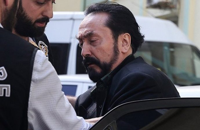 Adnan Oktar davasında Zekeriya Öz detayı