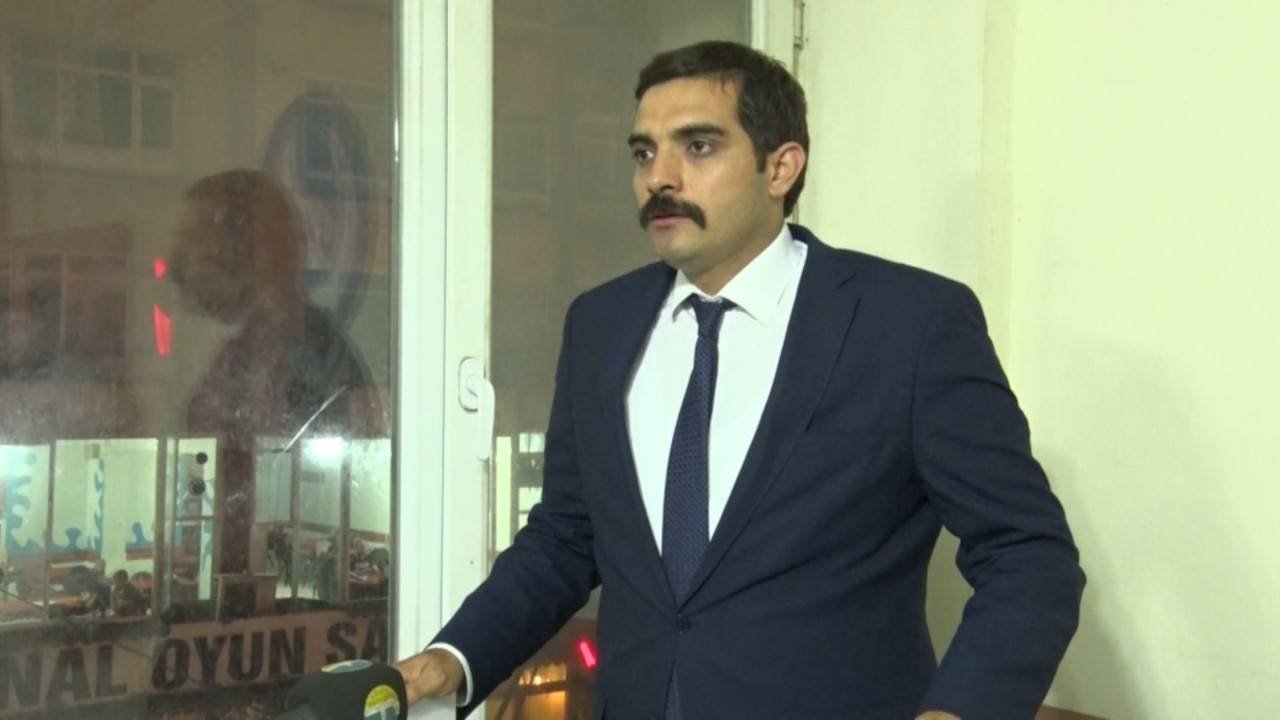 Gazeteci Cihan Arpacık: Ateş cinayetinin tetikçisini İstanbul’dan Ankara’ya götüren polislerden birinin uyuştu
