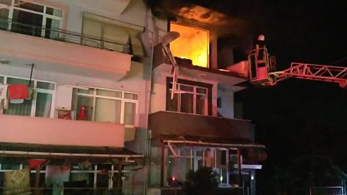 Kocaeli'de doğal gaz borusu patladı: 2'si ağır 5 yaralı