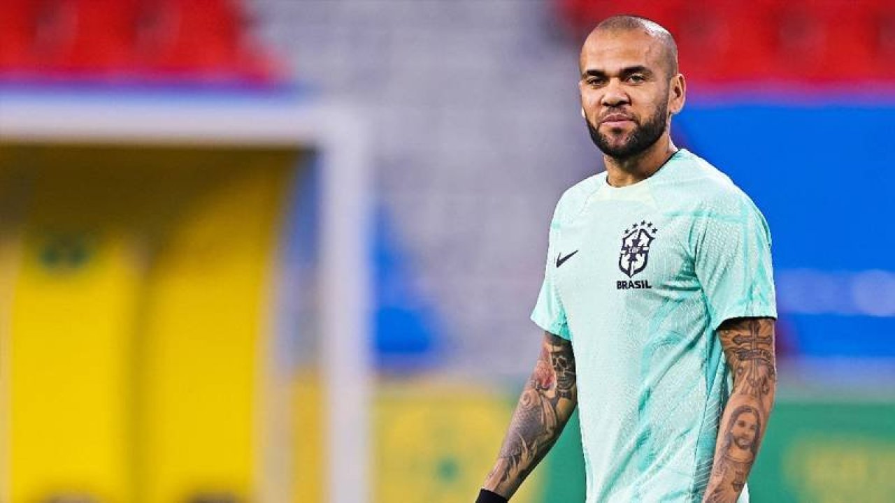 Tecavüzle suçlanan Dani Alves, üçüncü kez ifade değiştirdi!